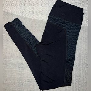 Trina Turk Recreation activewear leggings. Size small